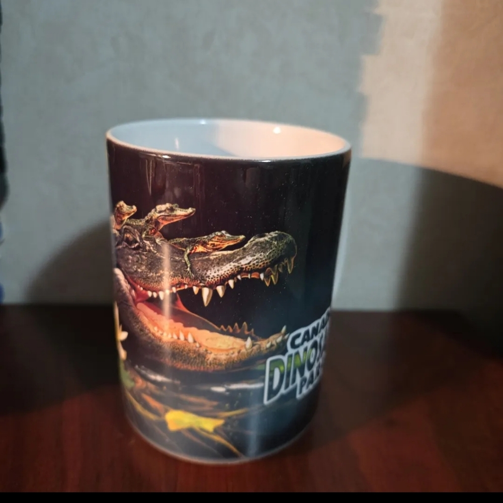 Crocodile Park Black Mug